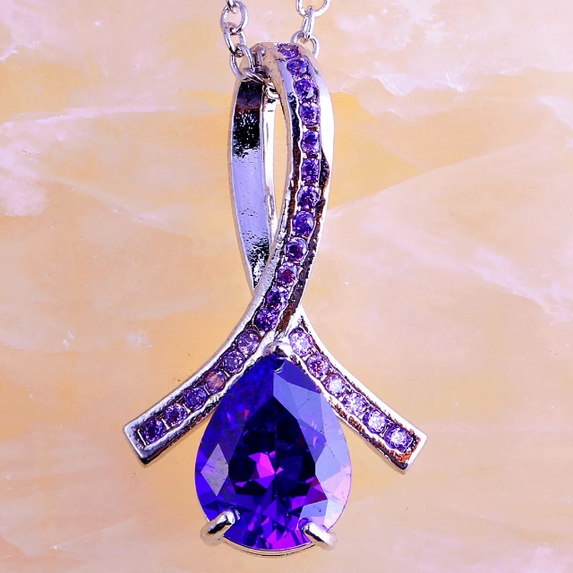 Gorgeous Genuine Amethyst Gemstone Silver Neckl